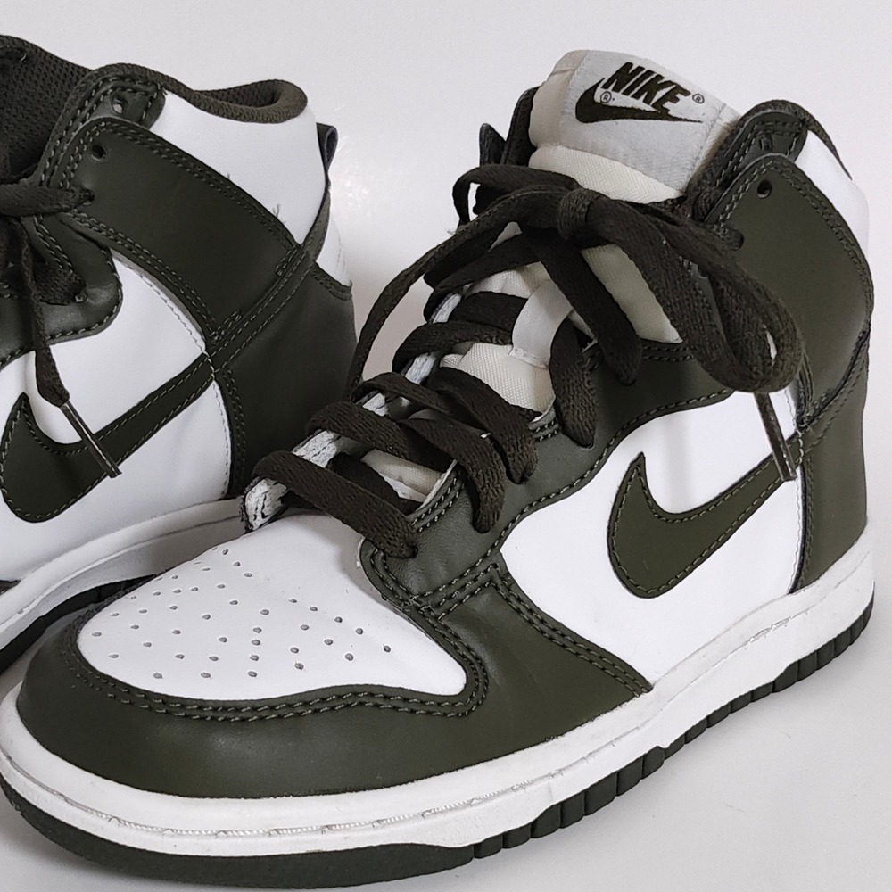 Nike Dunk High GS Sneakers Size 5Y White & Olive-Green "Cargo Khaki" Leather